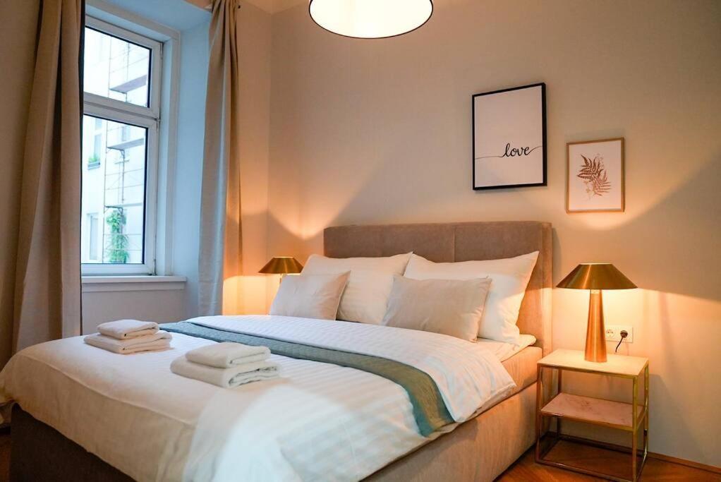 Boutique Suite Near Museum District Viena Exterior foto