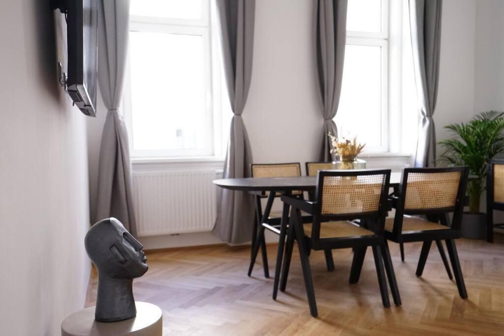 Boutique Suite Near Museum District Viena Exterior foto